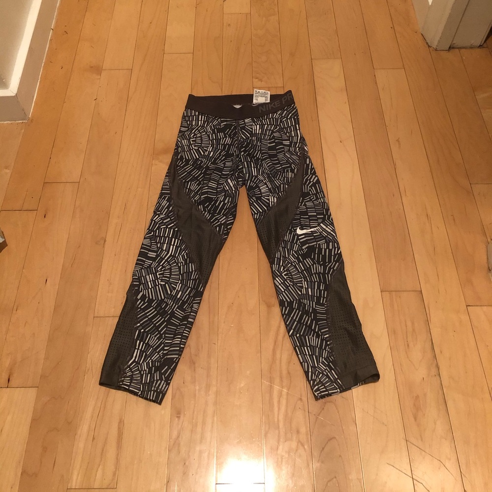 Nike Capris